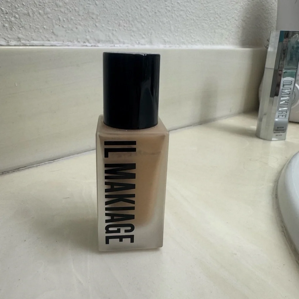 IL MAKIAGE New York Foundation All New!